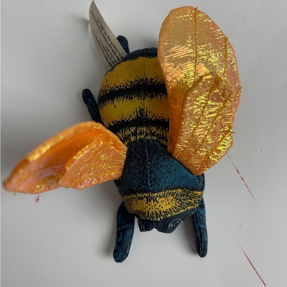 Wendy's Kids Meal Toy Wildlife Bumble Bee 1999 Beanbag Plush - Picture 1 of 8